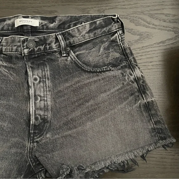 Moussy Vintage Perrysburg Denim Shorts Size 31 NEW